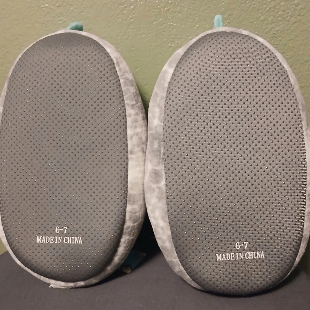 Squishmallows Kids' Dinosaur Slippers - Picture 2 of 5